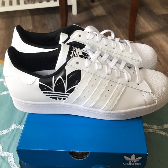 Adidas Superstar men size 8.5 - Picture 7 of 10